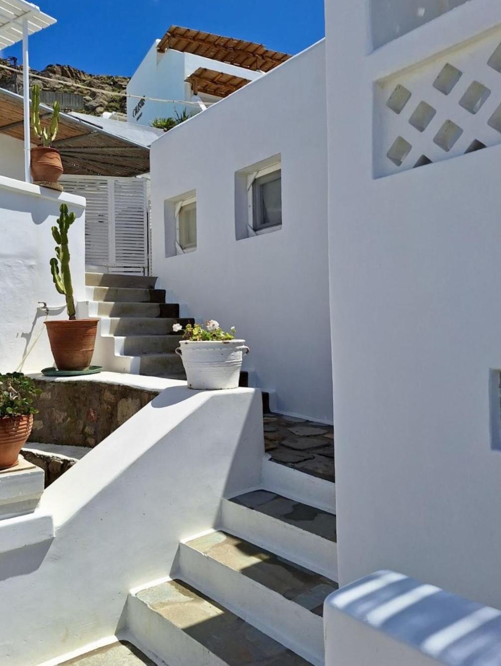 Mykonos Tourlos Nests - Sea View Escape Apartman Kültér fotó