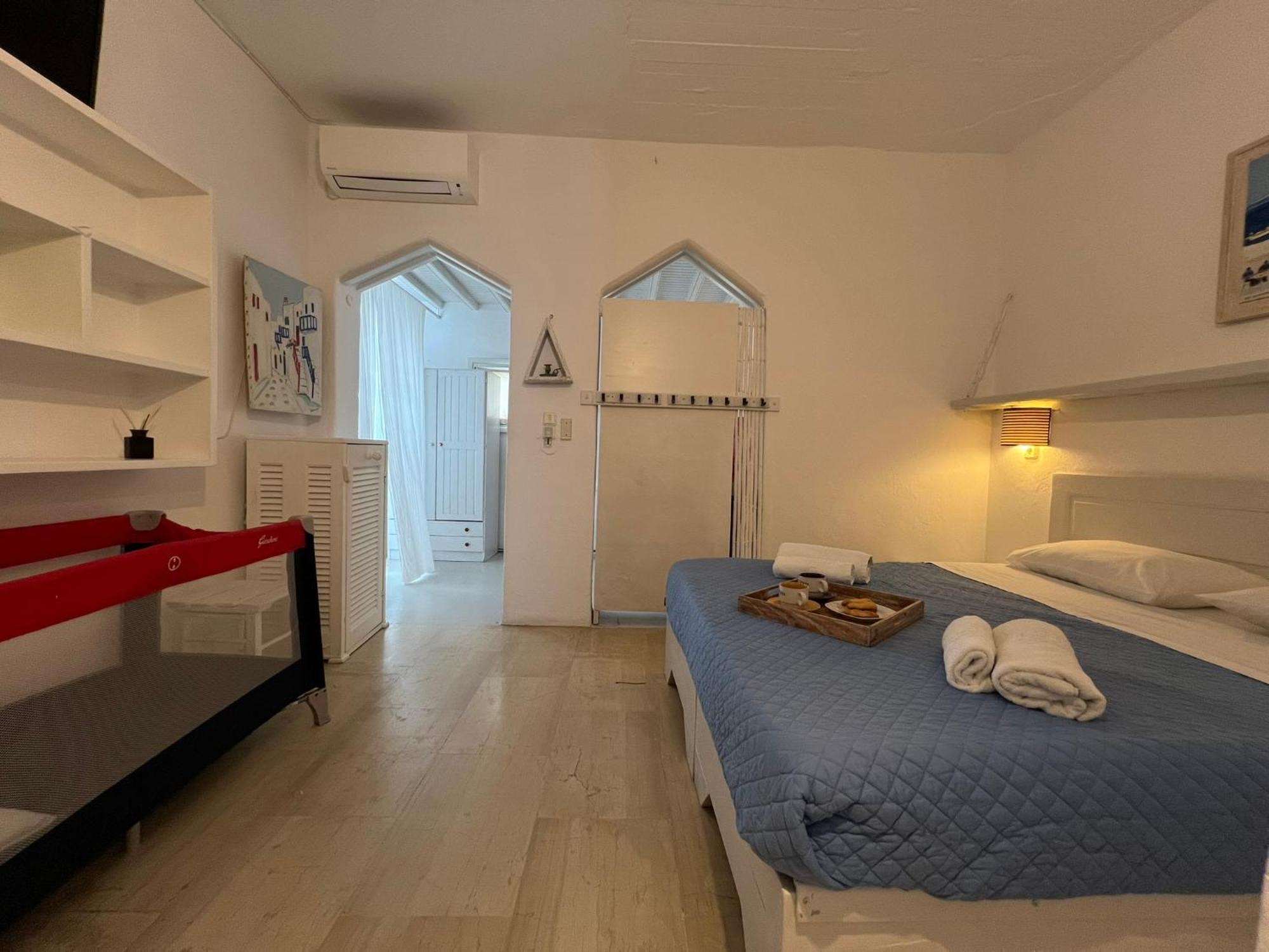 Mykonos Tourlos Nests - Sea View Escape Apartman Kültér fotó